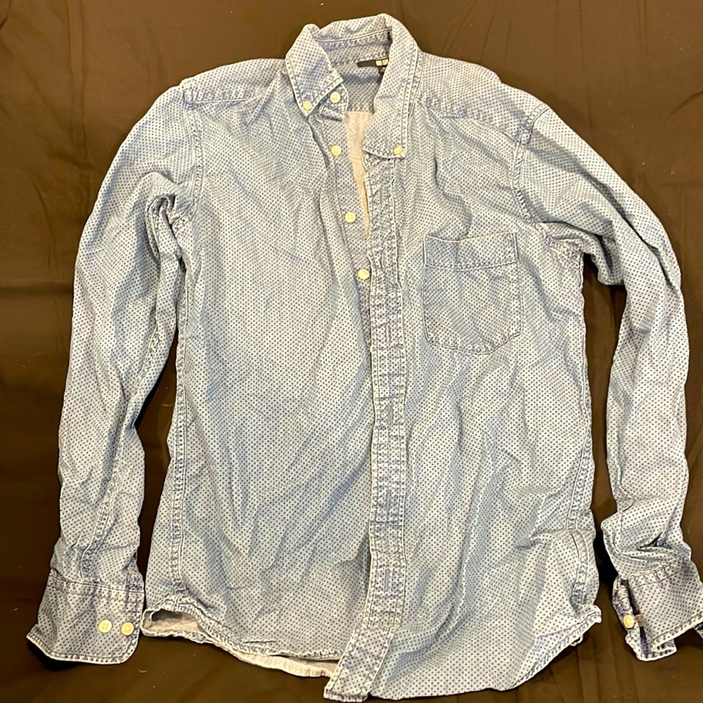 Uniqlo Shirt, size XS